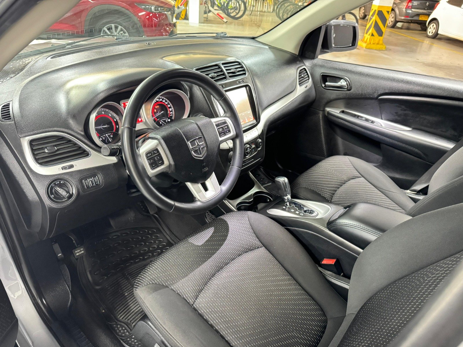 DODGE JOURNEY SE 2018