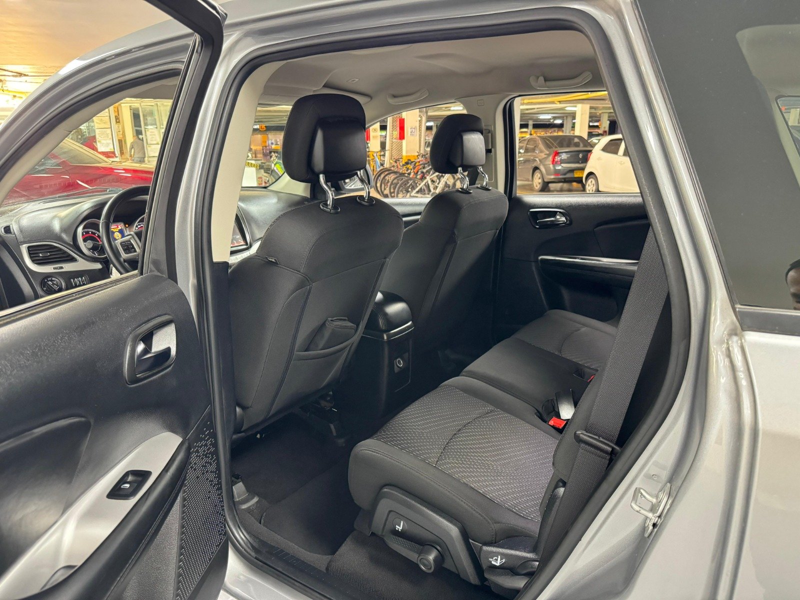 DODGE JOURNEY SE 2018