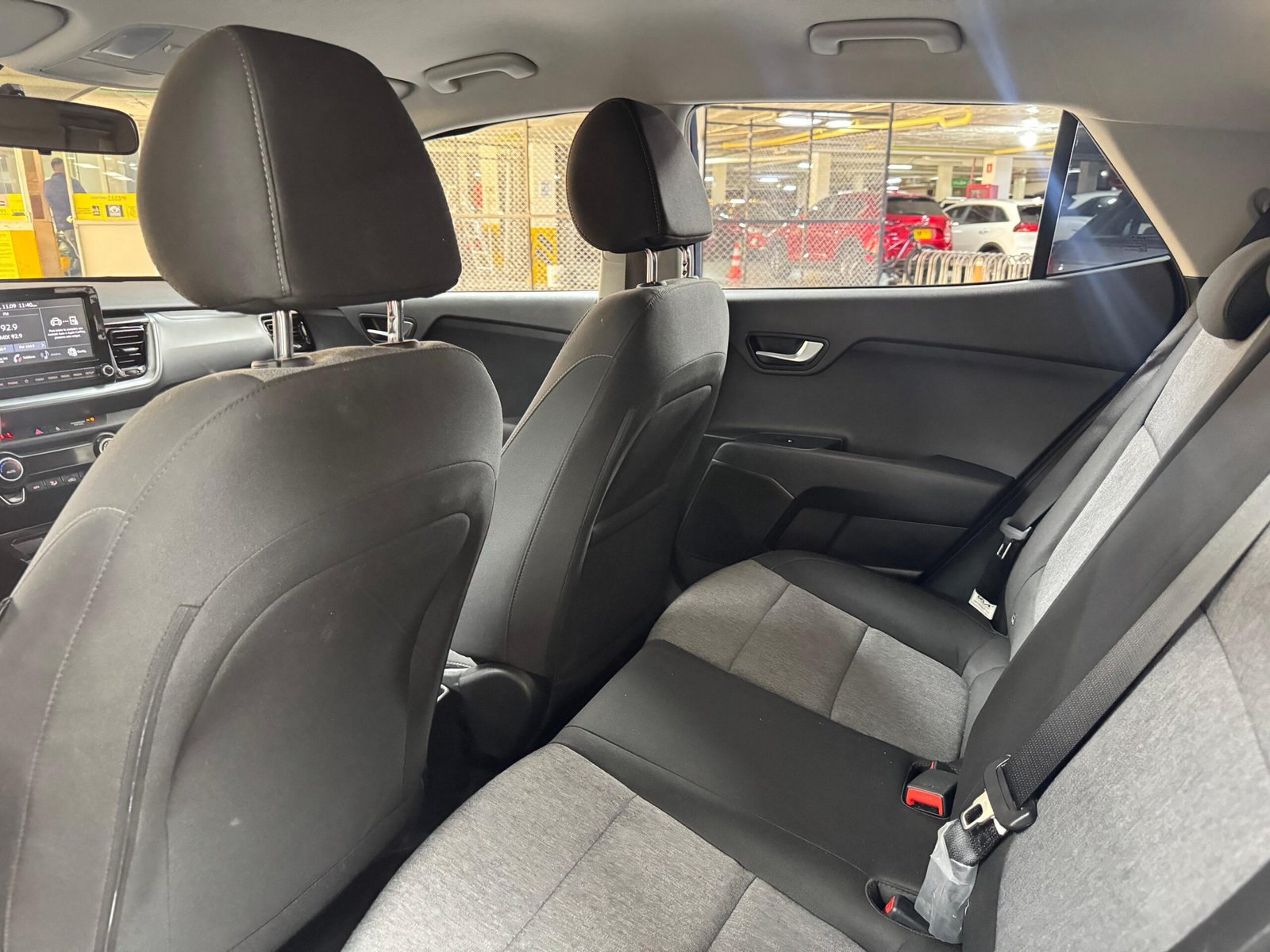 KIA STONIC HÍBRIDA MT 2025