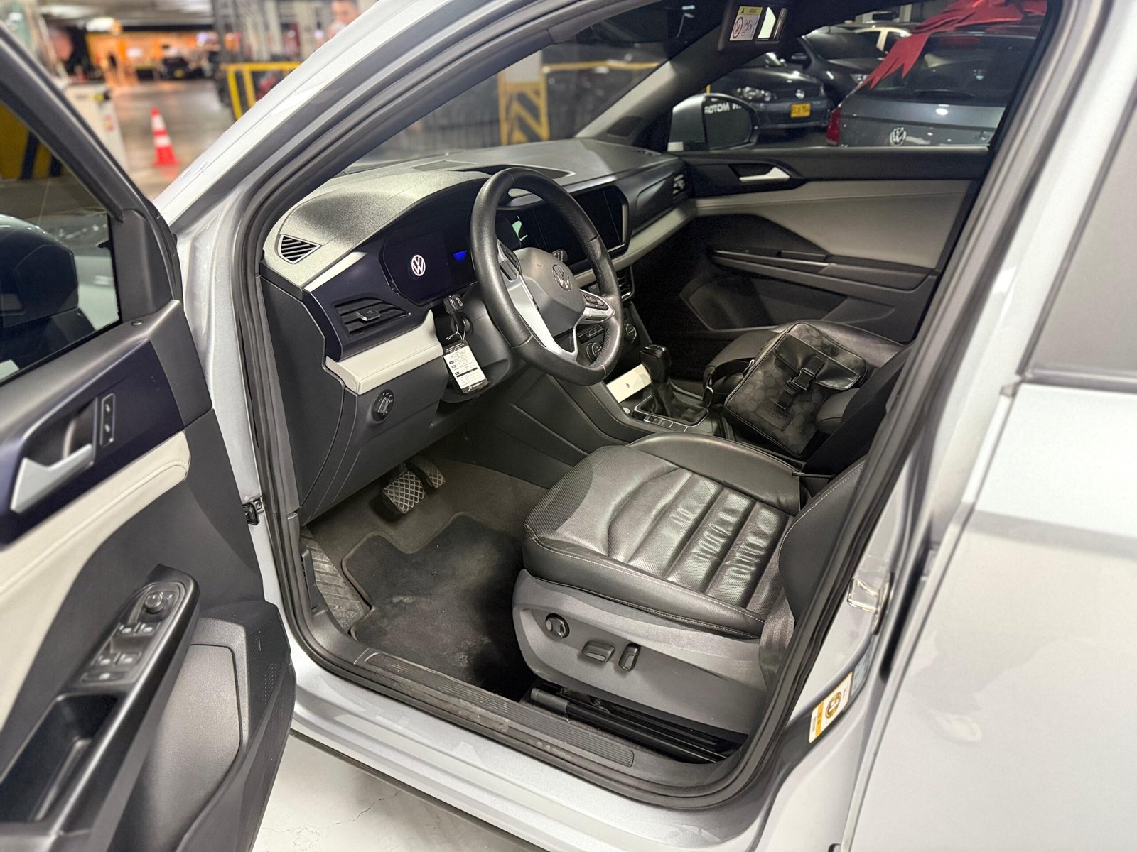 VOLKSWAGEN TAOS COMFORTLINE 2022