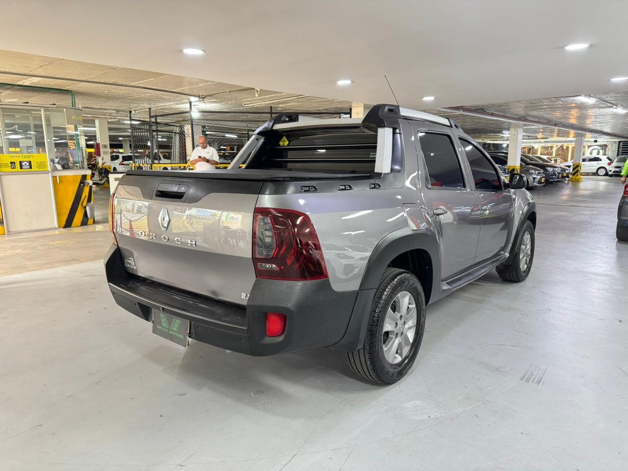 RENAULT DUSTER OROCH 2020