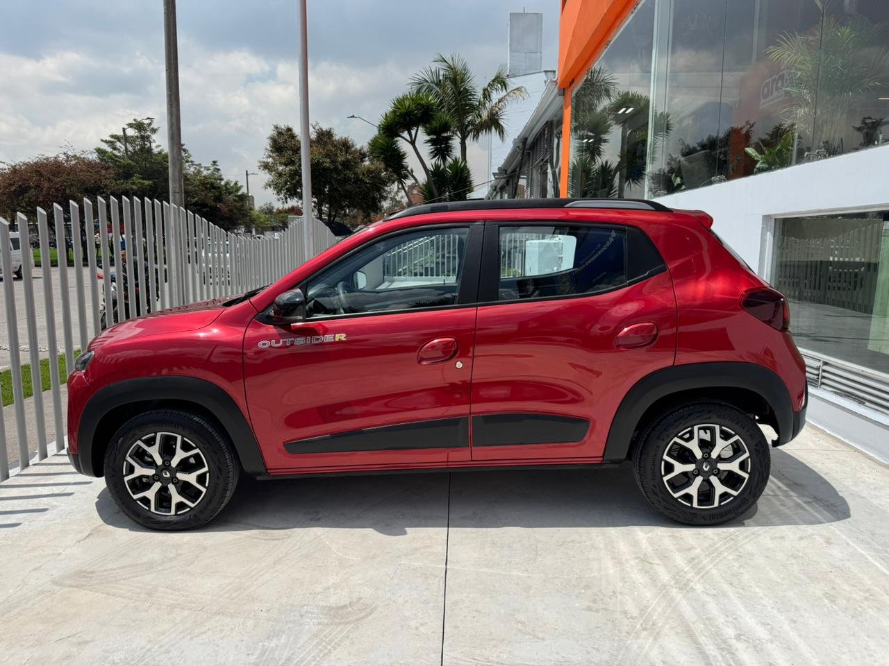 RENAULT KWID OUTSIDER 2025