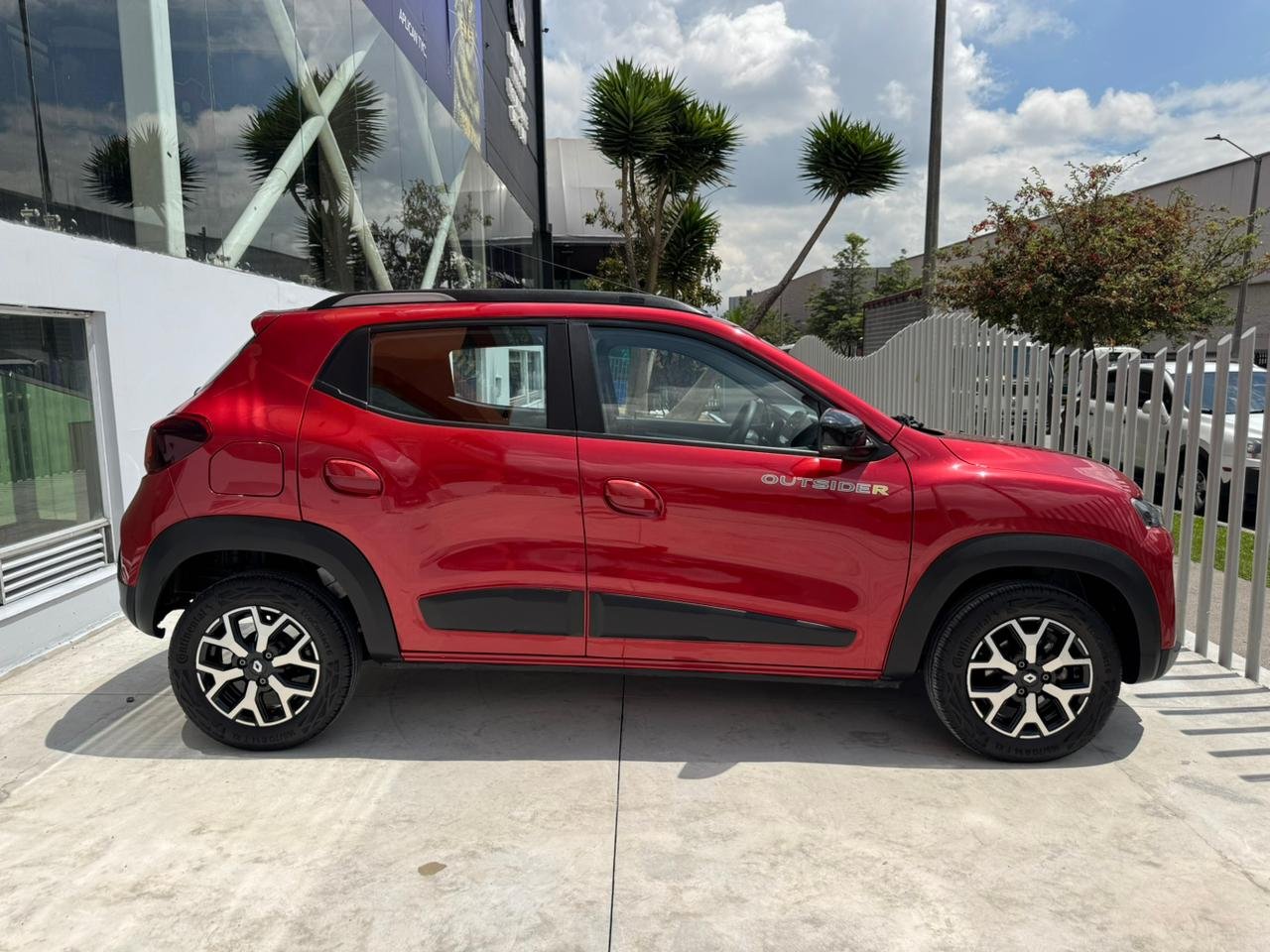 RENAULT KWID OUTSIDER 2025