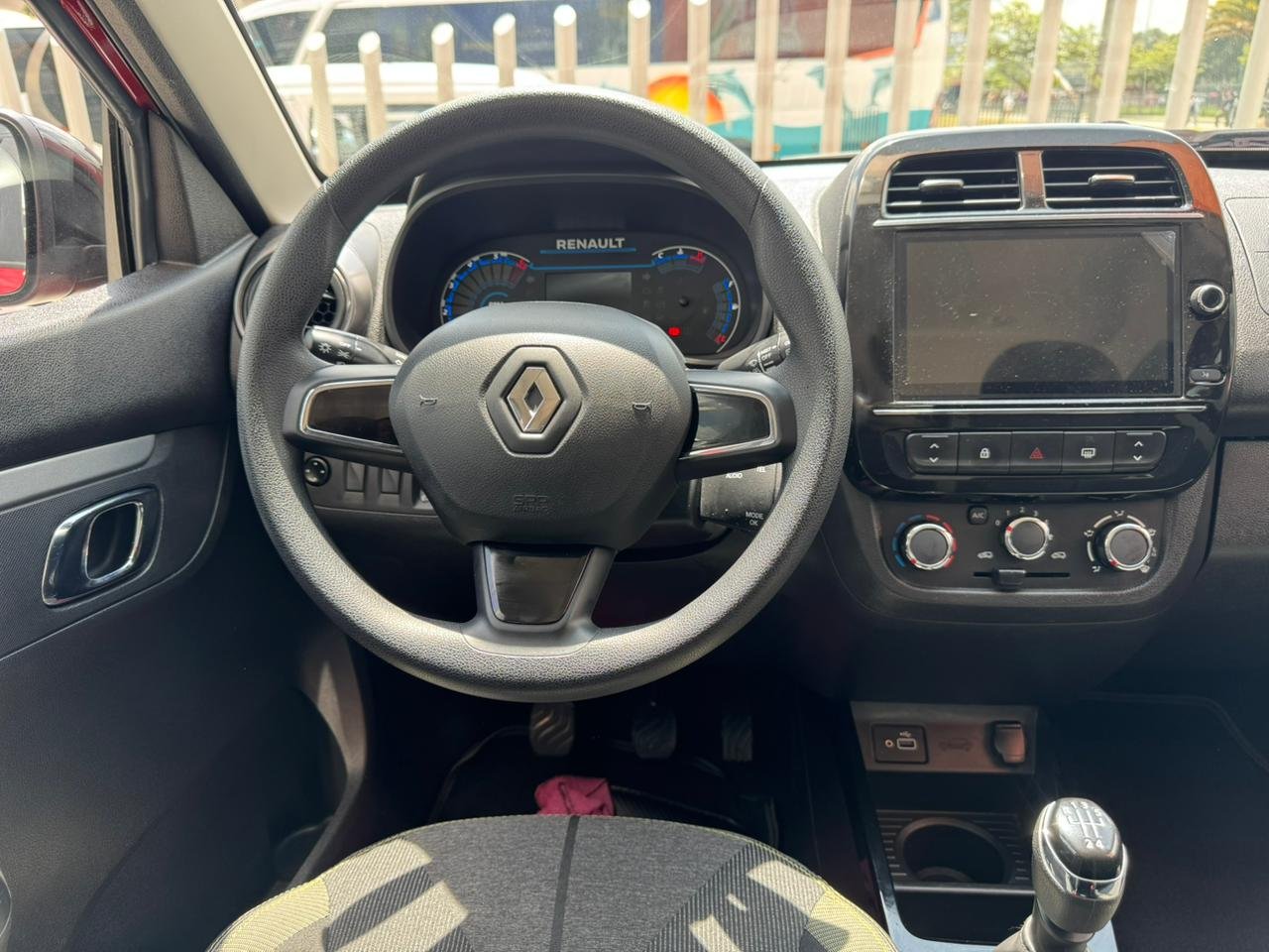 RENAULT KWID OUTSIDER 2025