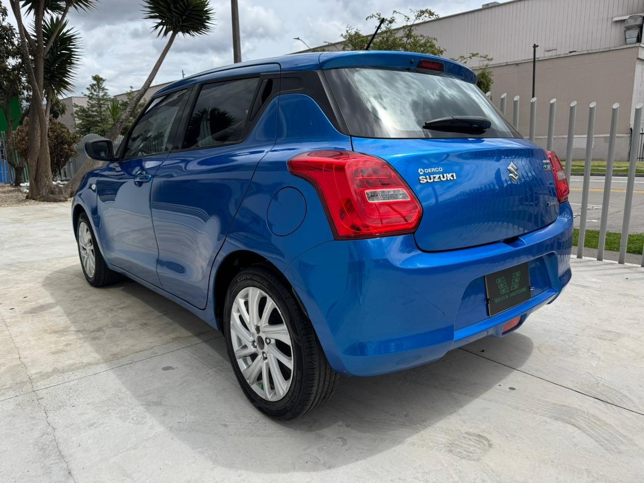 SUZUKI SWIFT HIBRIDO 2022