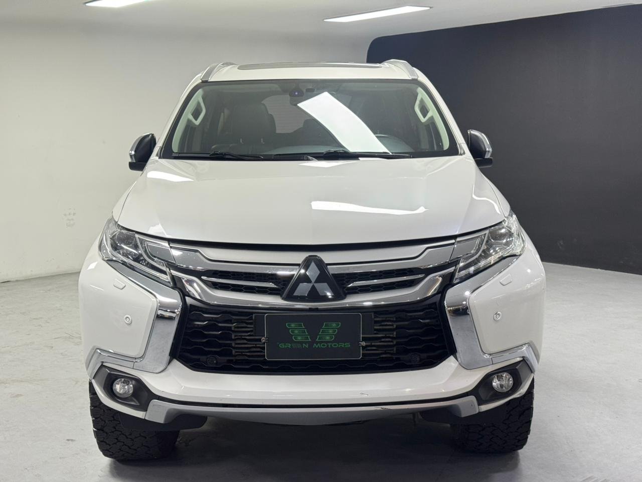 MITSUBISHI MONTERO SPORT 2020