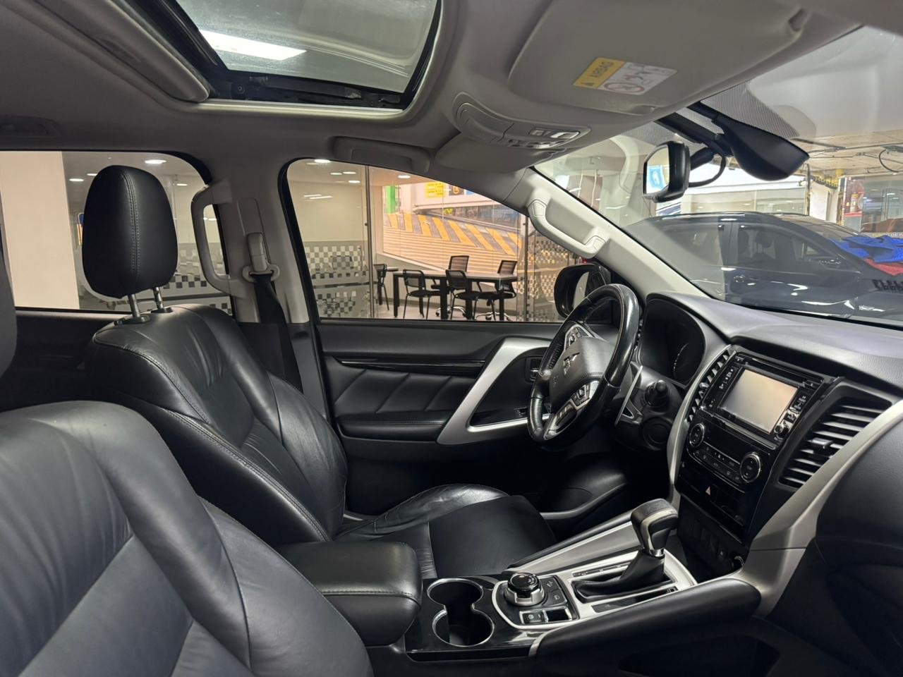 MITSUBISHI MONTERO SPORT 2020