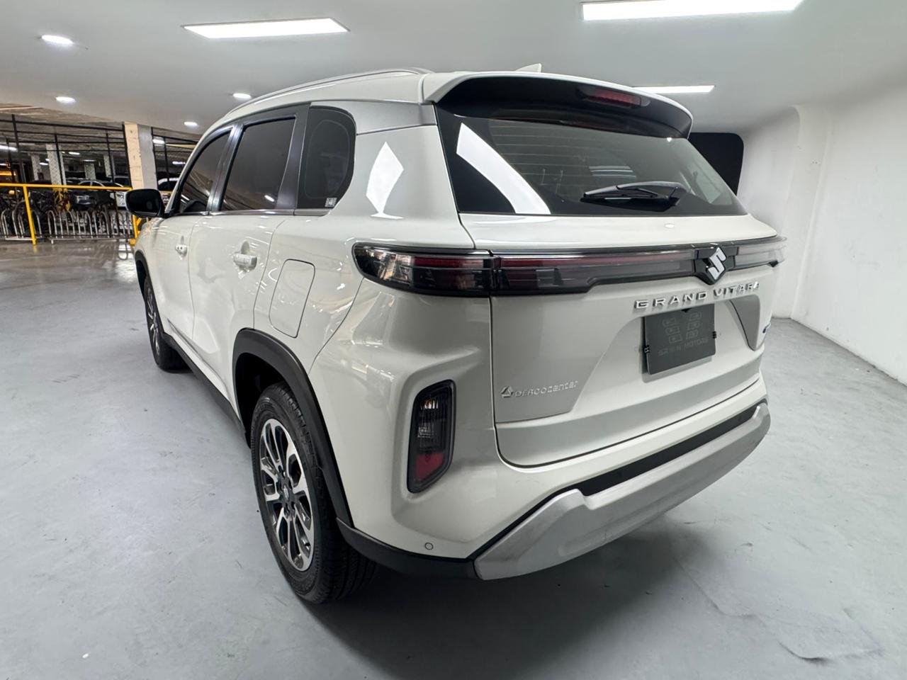 SUZUKI GRAND VITARA HÍBRIDA 2WD 2024 MT