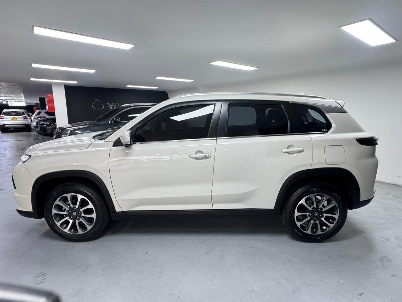 SUZUKI GRAND VITARA HÍBRIDA 2WD 2024 MT