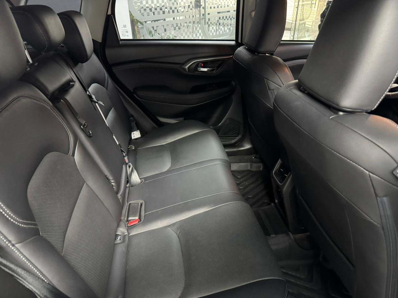 SUZUKI GRAND VITARA HÍBRIDA 2WD 2024 MT