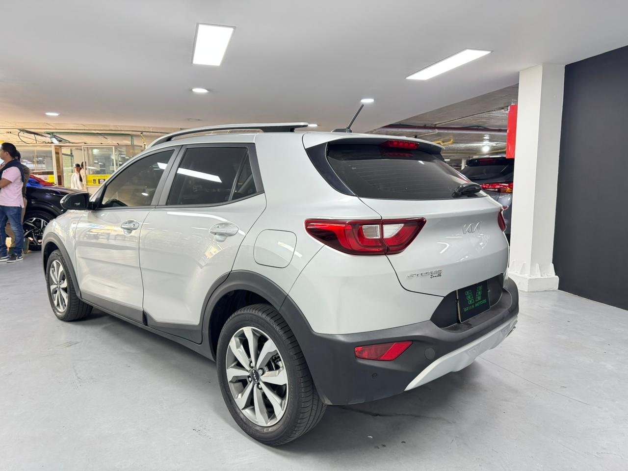 KIA STONIC ZENITH 2023
