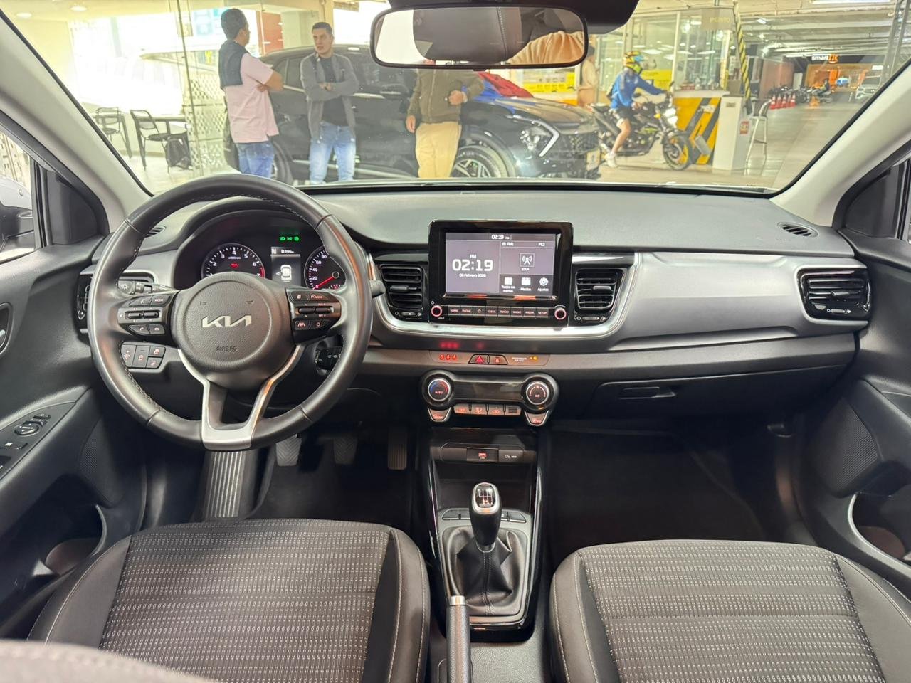 KIA STONIC ZENITH 2023