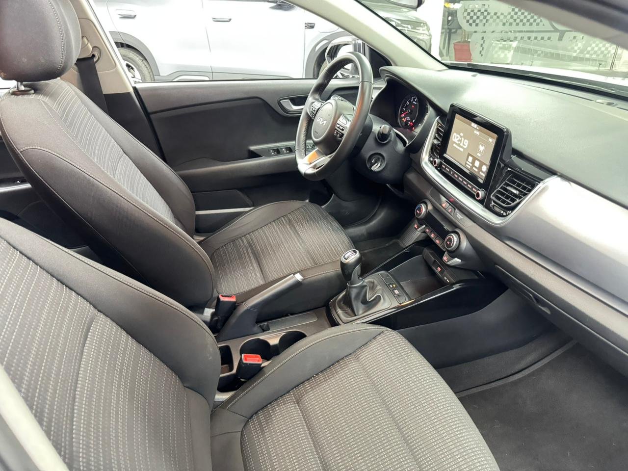 KIA STONIC ZENITH 2023