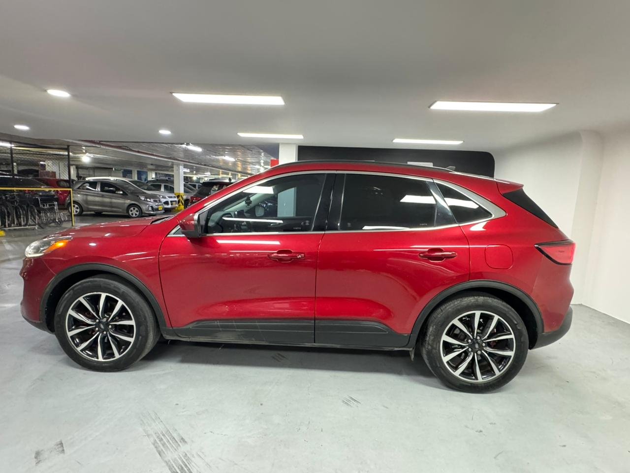 FORD ESCAPE TITANIUM HEV 2021