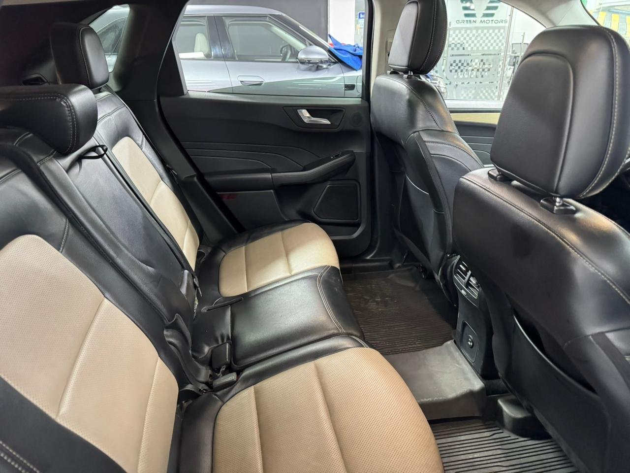 FORD ESCAPE TITANIUM HEV 2021