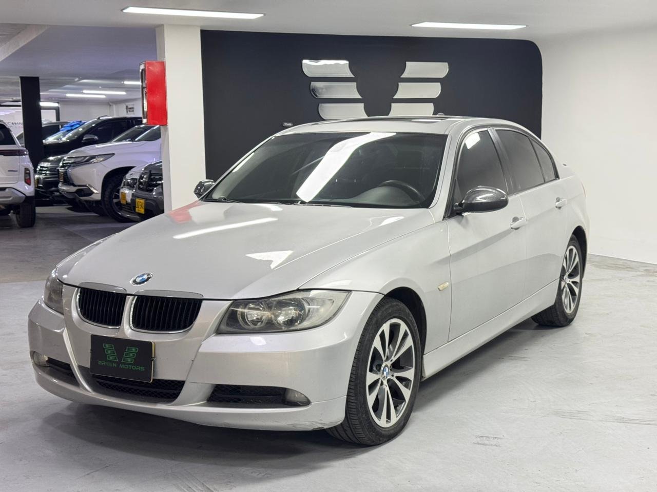BMW 320 i 2008