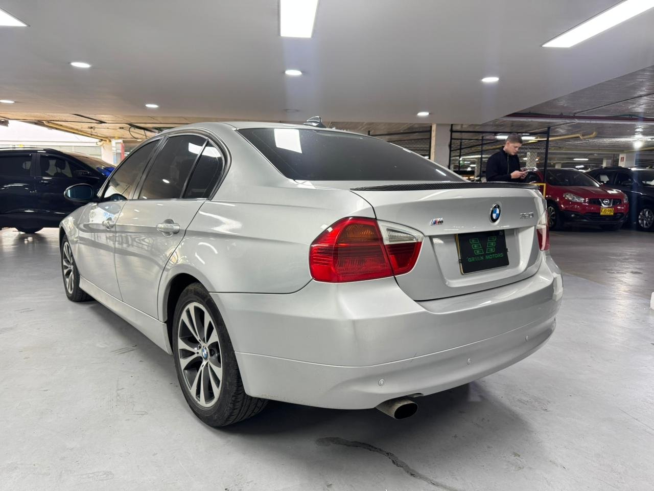 BMW 320 i 2008
