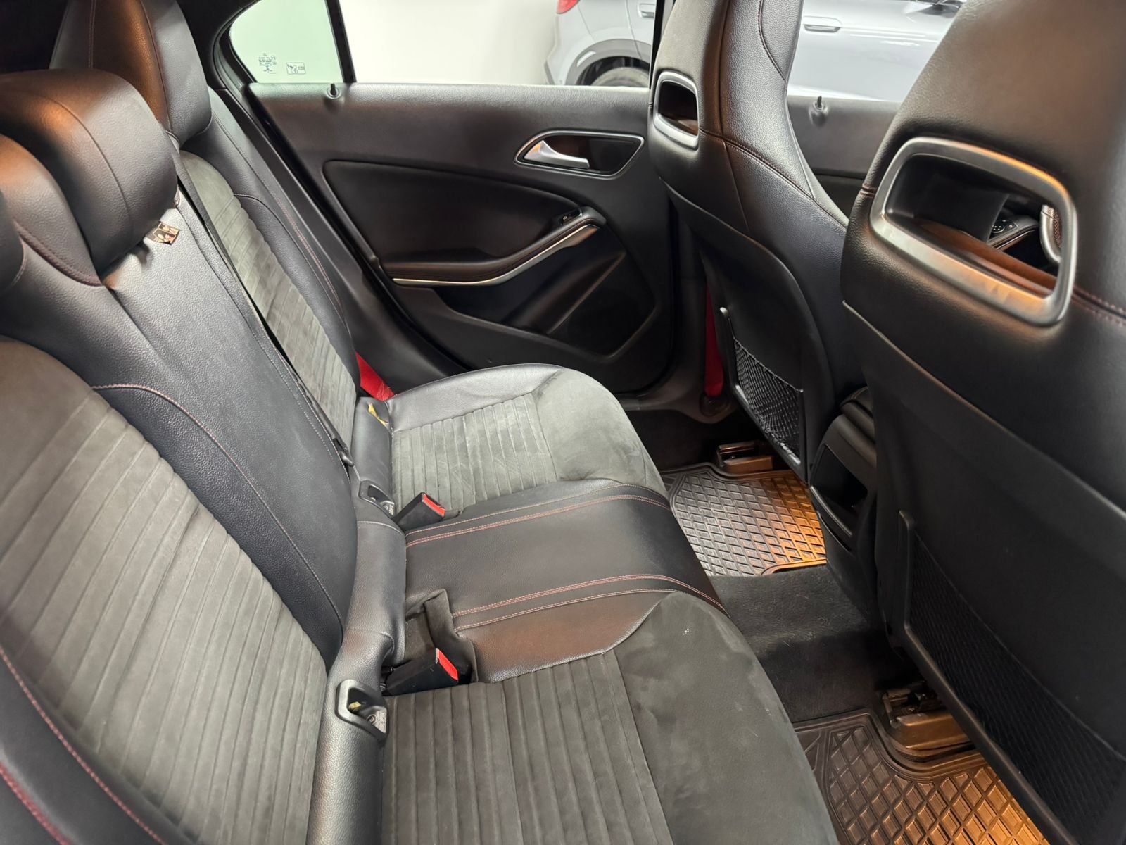 MERCEDES BENZ A 45 AMG 4MATIC 2015