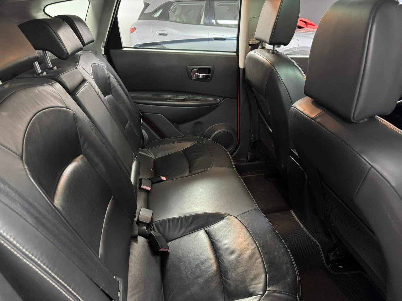 NISSAN QASHQAI 2011