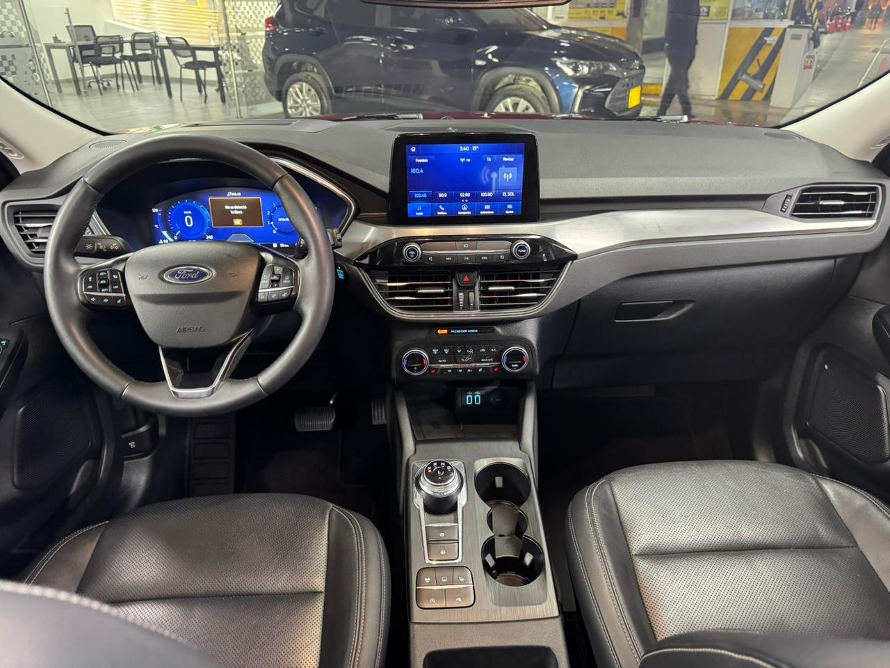FORD ESCAPE TITANIUM 2021