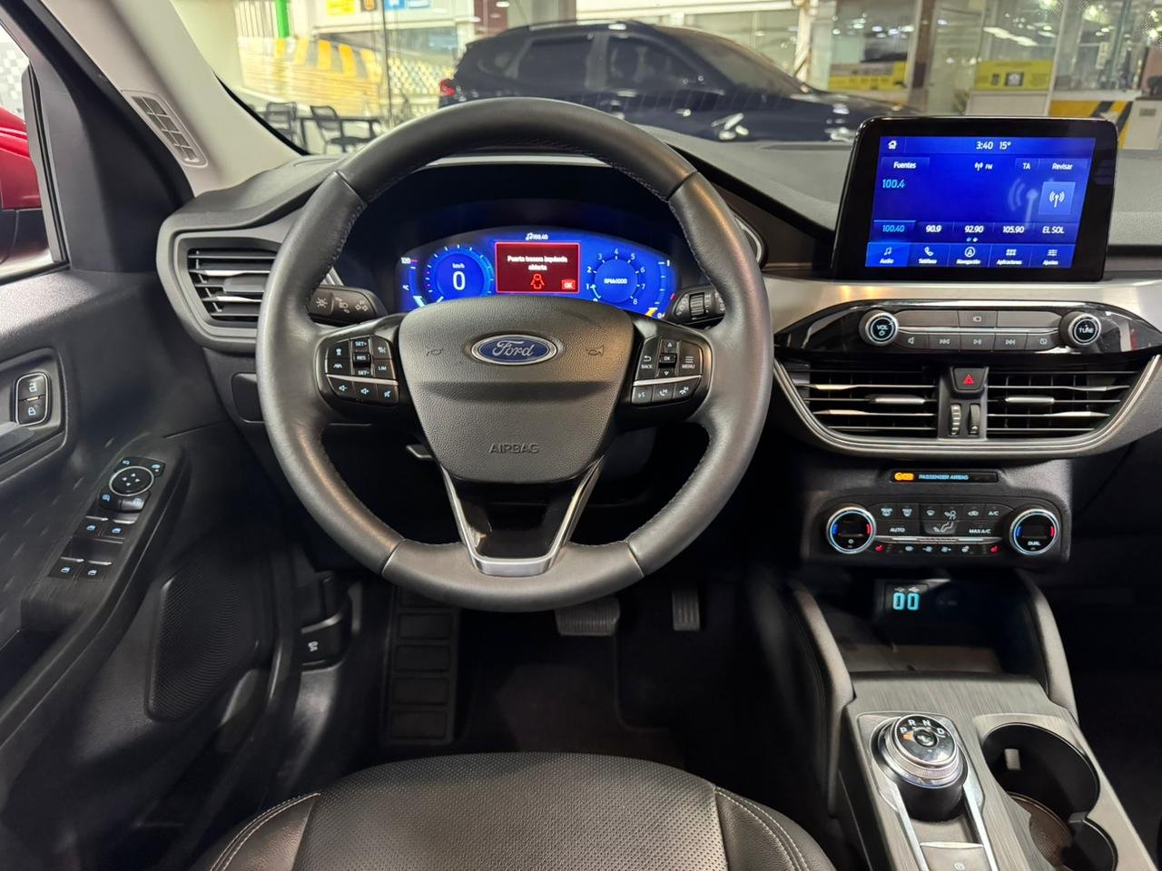 FORD ESCAPE TITANIUM 2021