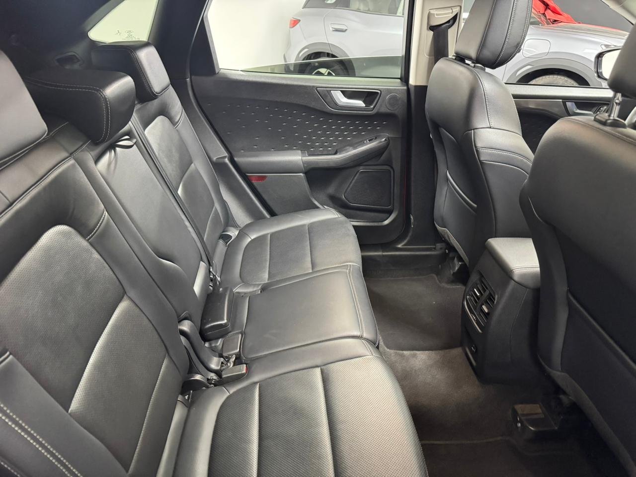 FORD ESCAPE TITANIUM 2021