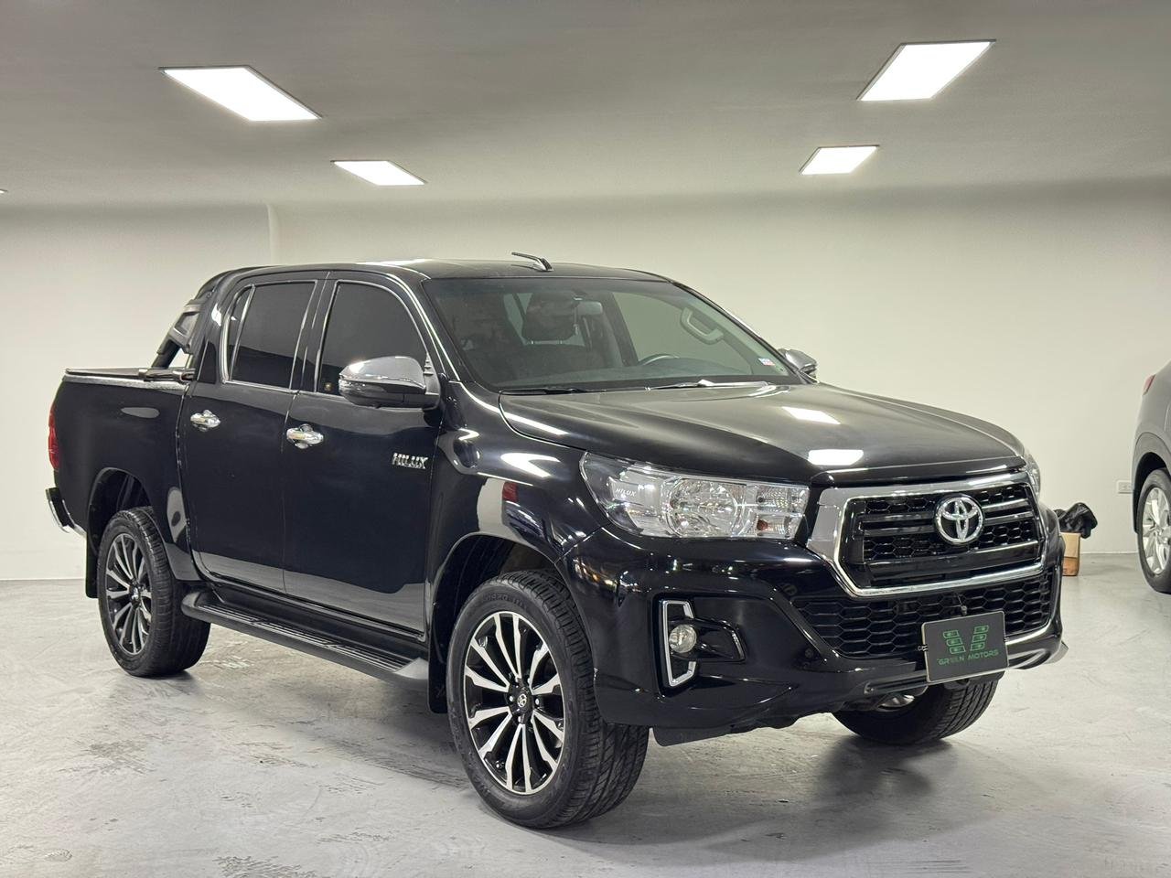 TOYOTA HILUX 2020