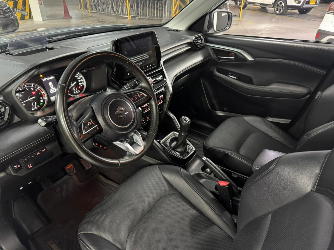 SUZUKI GRAND VITARA HYBRID 2023