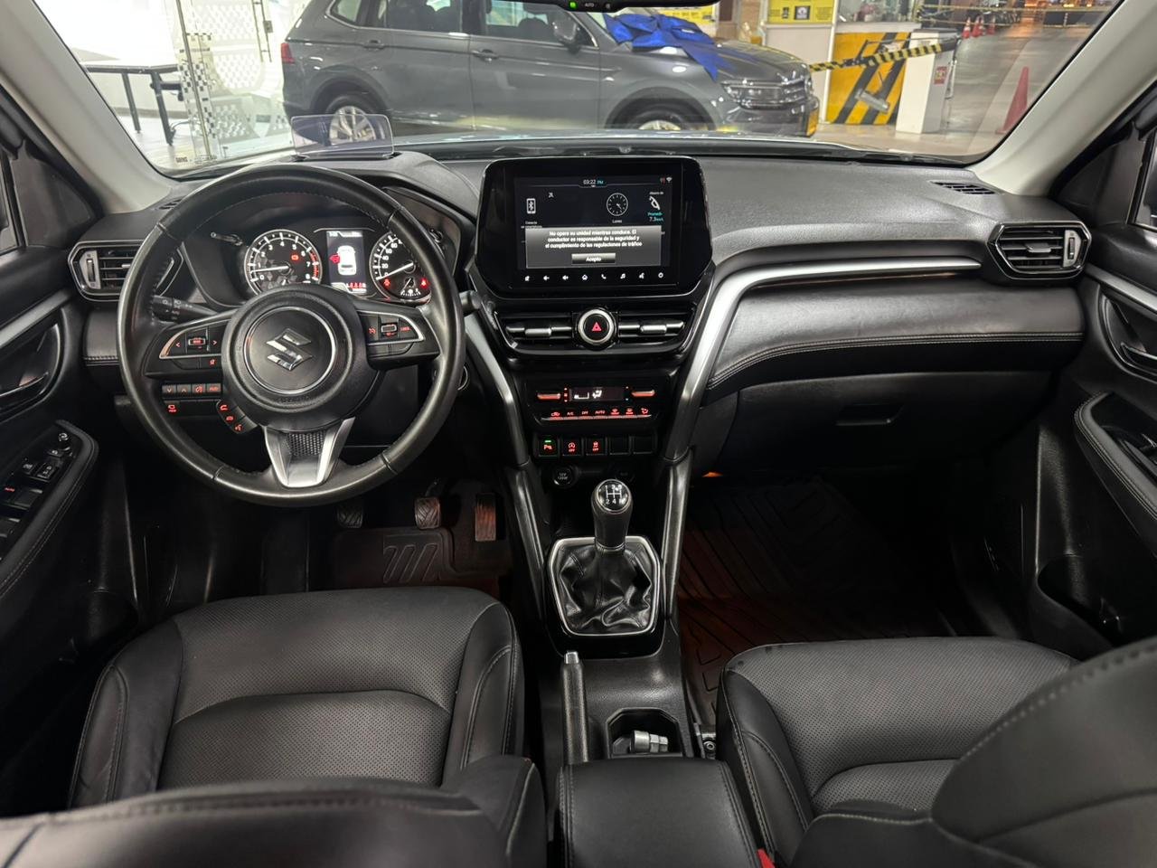 SUZUKI GRAND VITARA HYBRID 2023