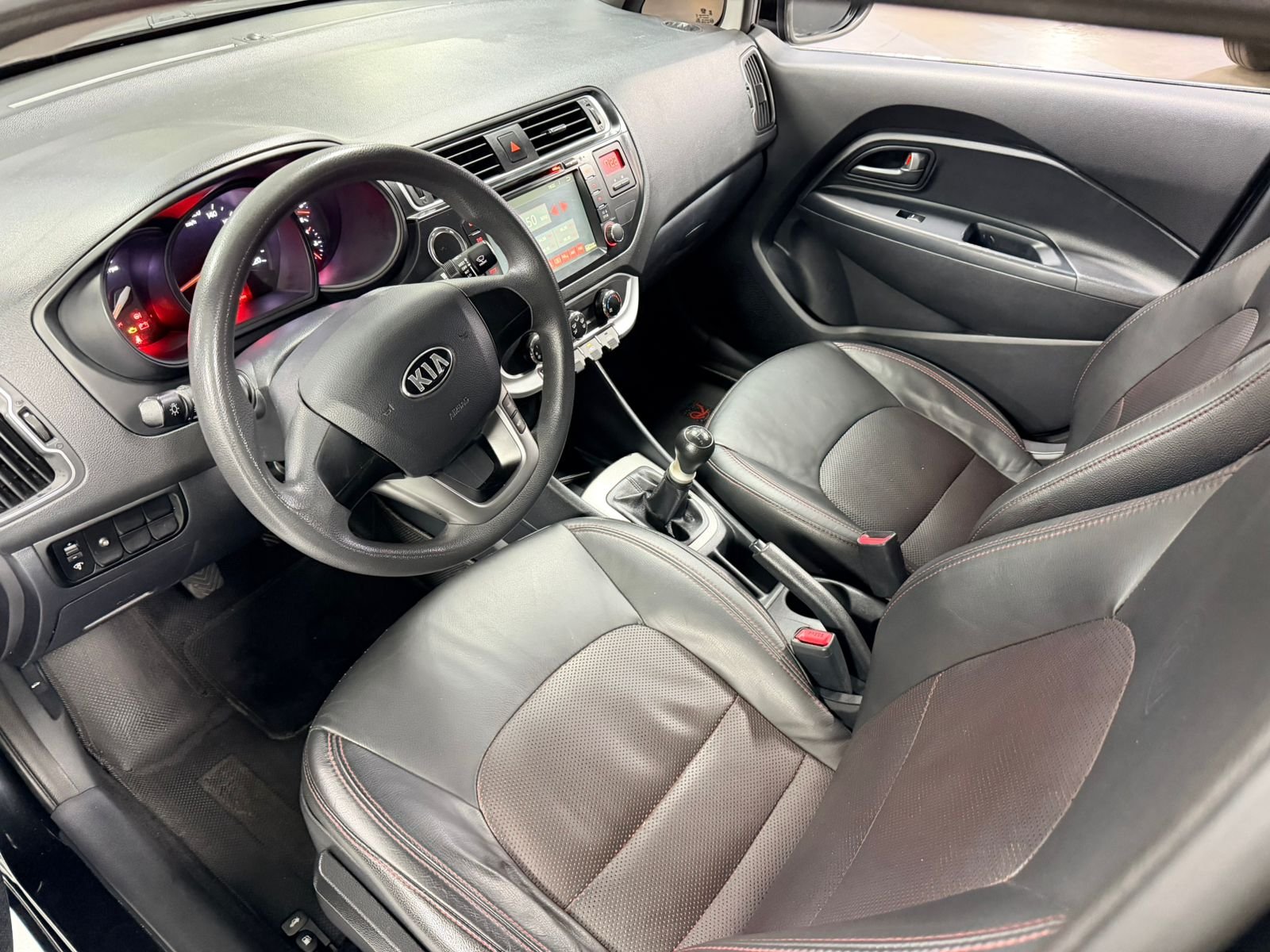 KIA RIO UB EX 2018