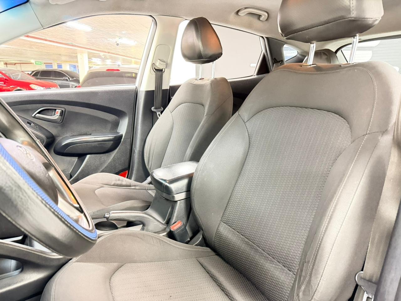 HYUNDAI TUCSON iX35 GL 2015