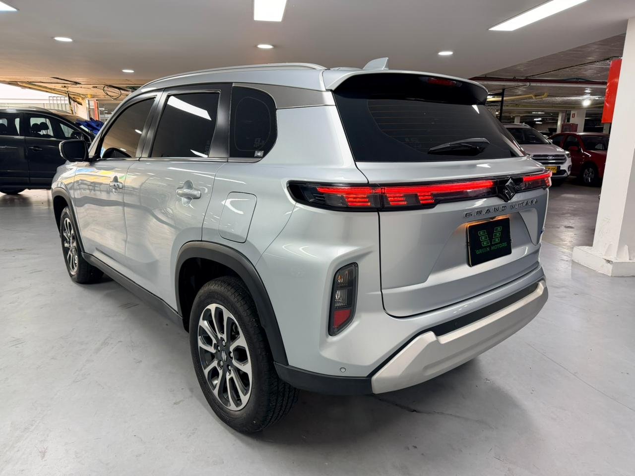 SUZUKI GRAND VITARA HYBRID 2024