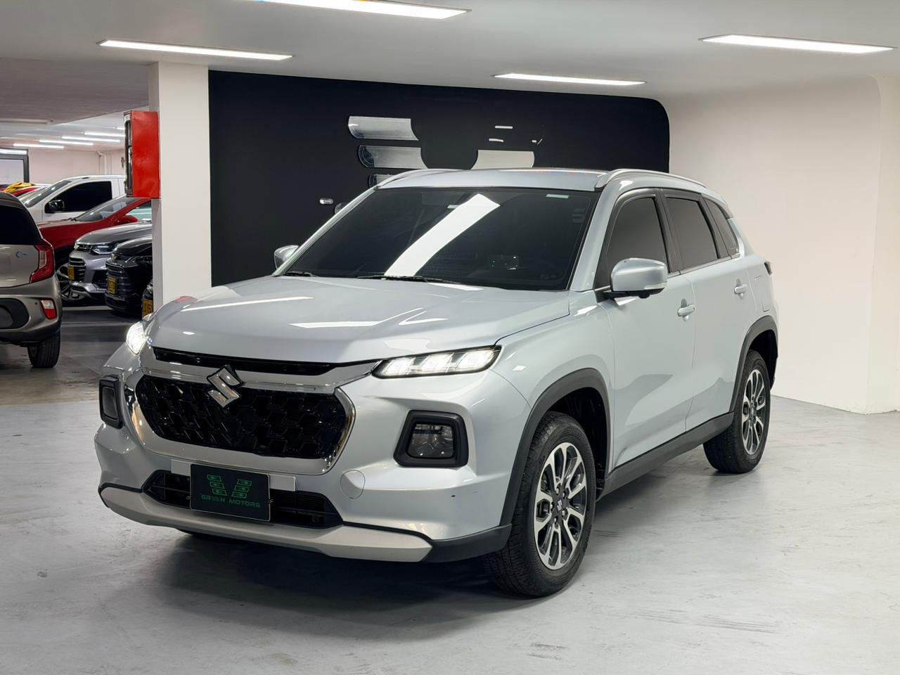 SUZUKI GRAND VITARA HYBRID 2024