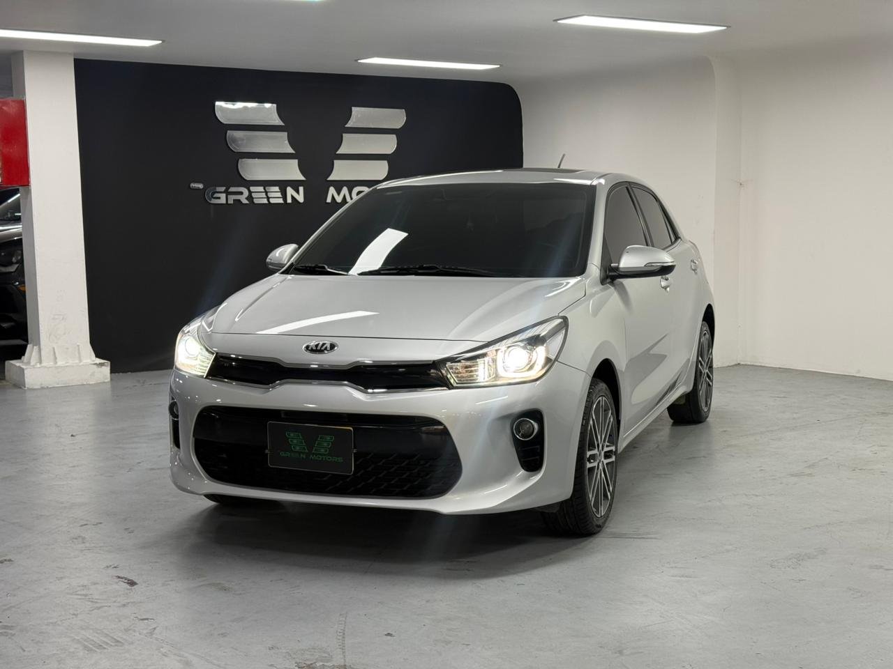 KIA RIO 2020