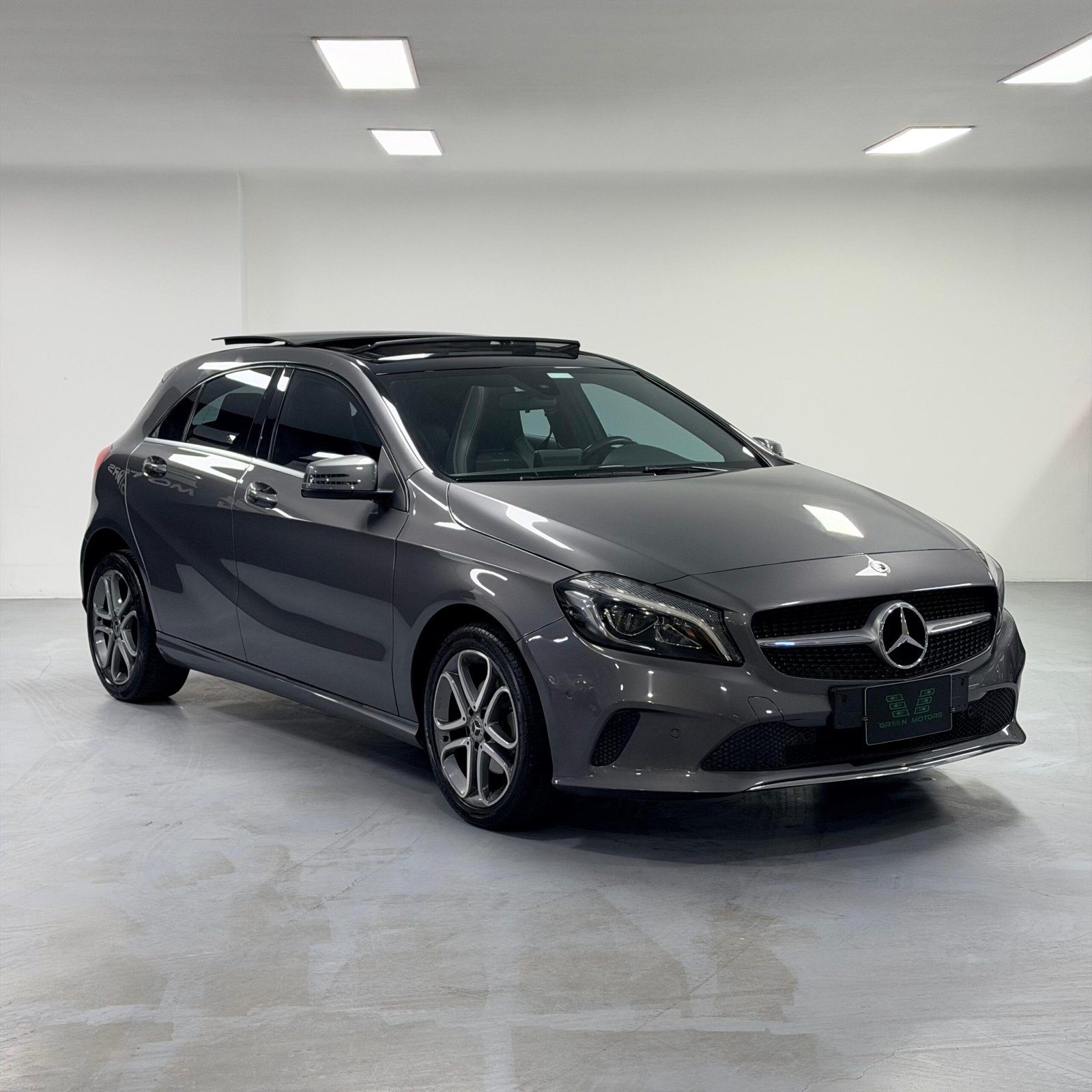 MERCEDES BENZ A 200 2018