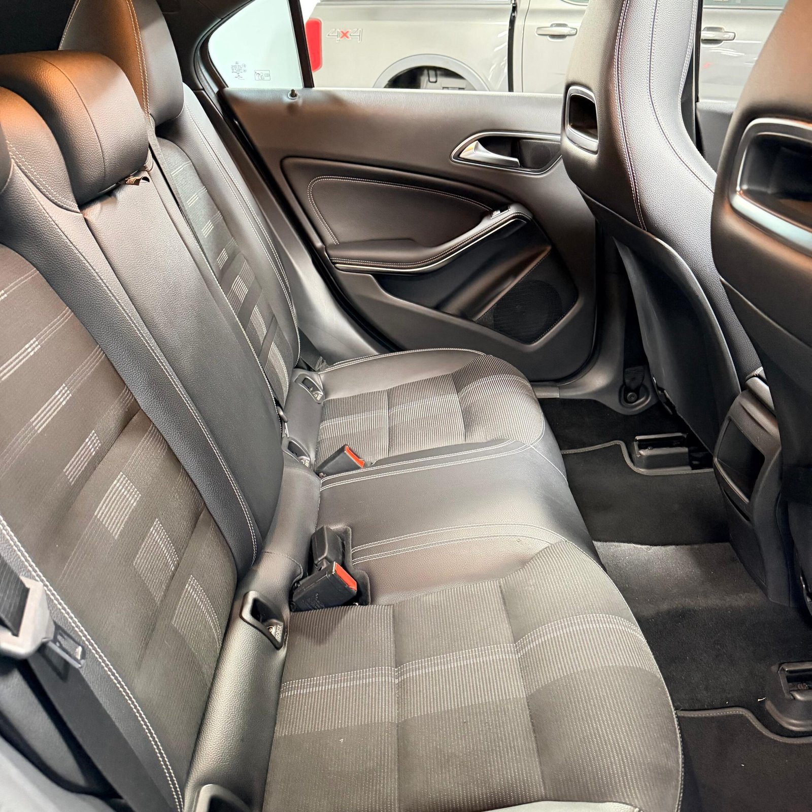 MERCEDES BENZ A 200 2018