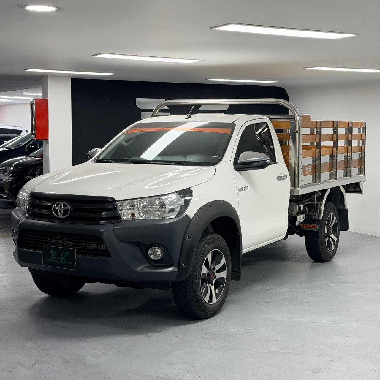 TOYOTA HILUX 2024