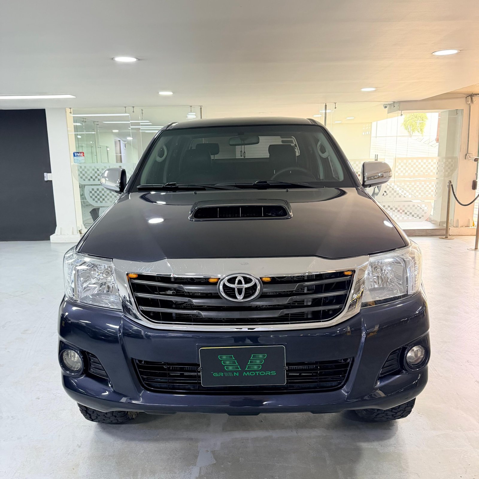 TOYOTA HILUX 2015