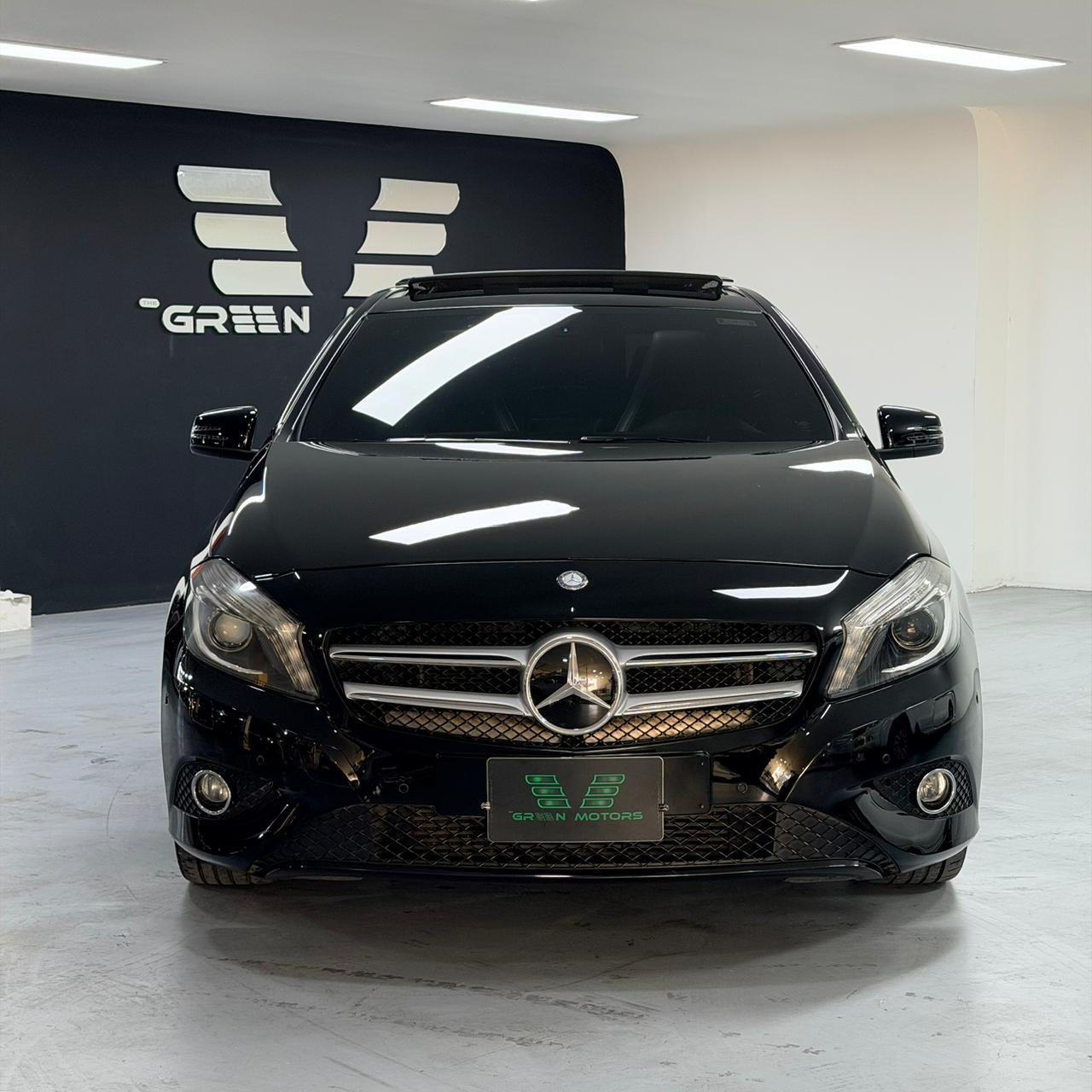 MERCEDES BENZ A 200 2016