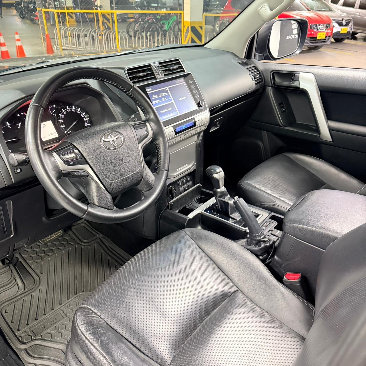 TOYOTA PRADO 2022