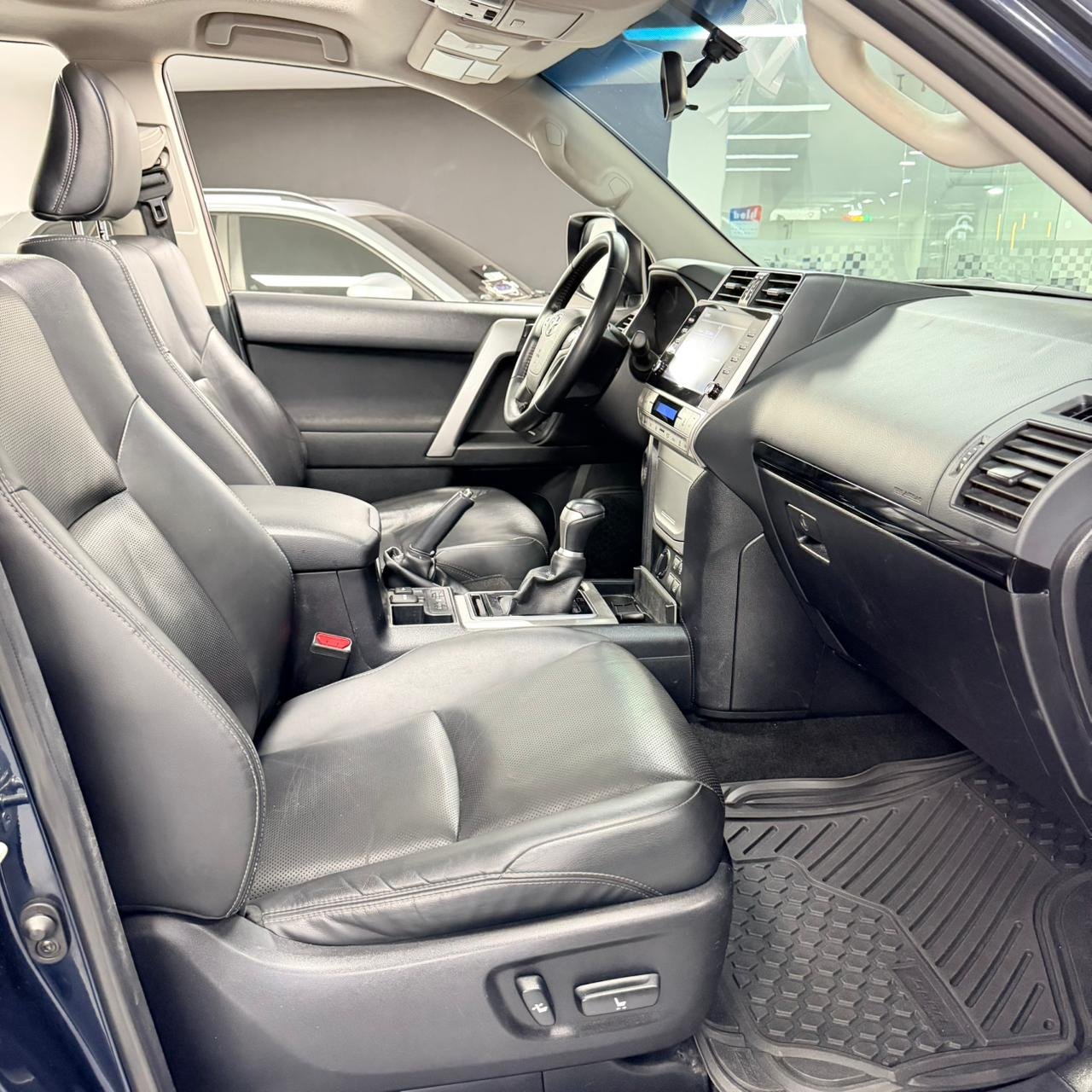 TOYOTA PRADO 2022