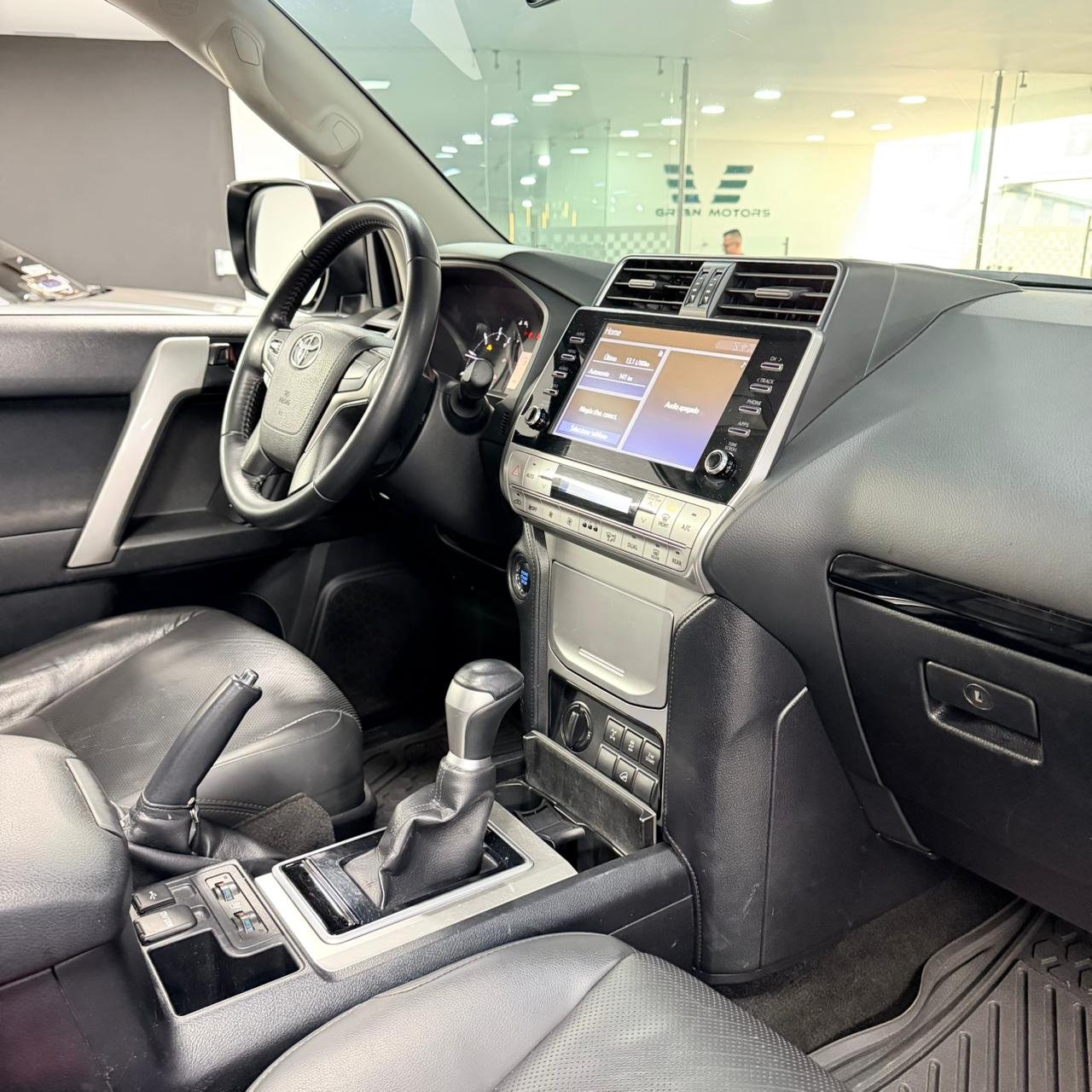 TOYOTA PRADO 2022